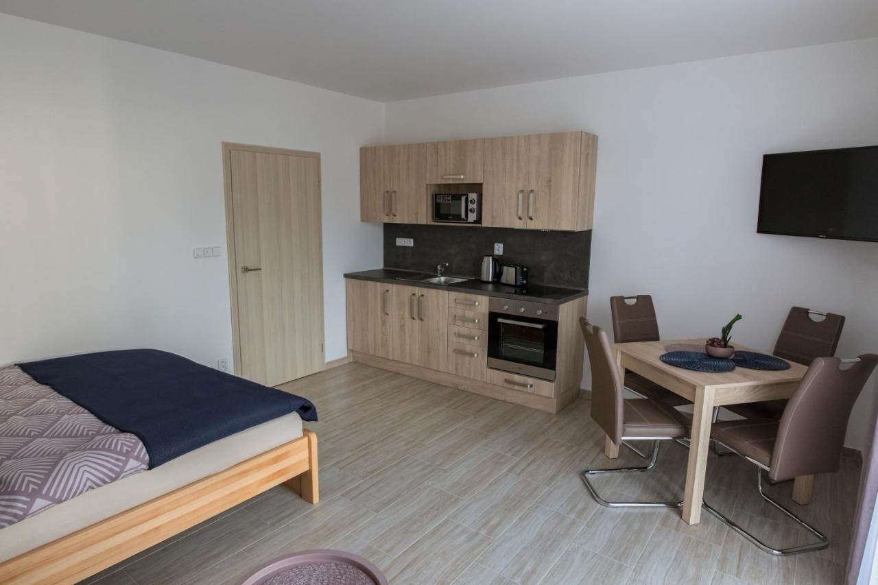 Apartmany Allis Липно-над-Влтавой Экстерьер фото